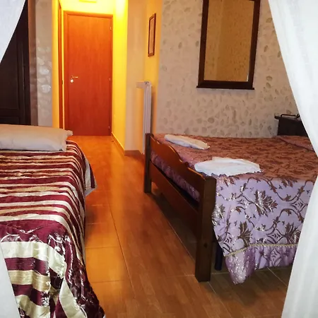 Maria بيت ضيافة نابولي