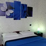 Maria 4* Naples